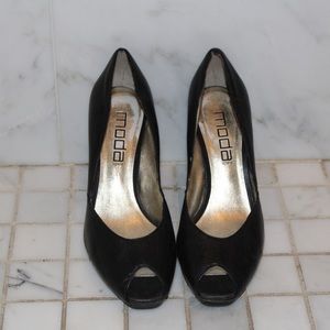 Black Modo wedges